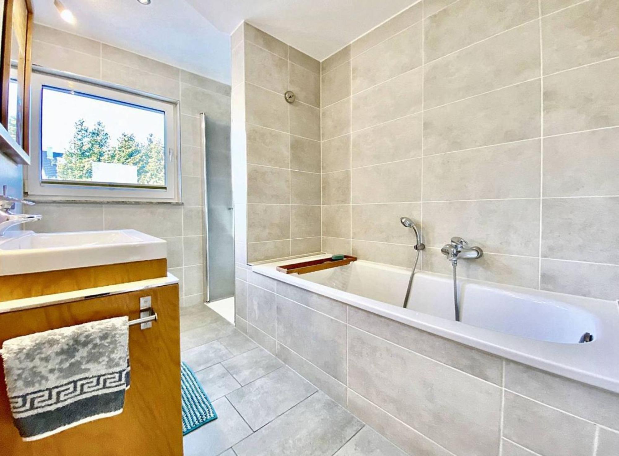 Apartment Avanzato แอร์ฟวร์ท ภายนอก รูปภาพ