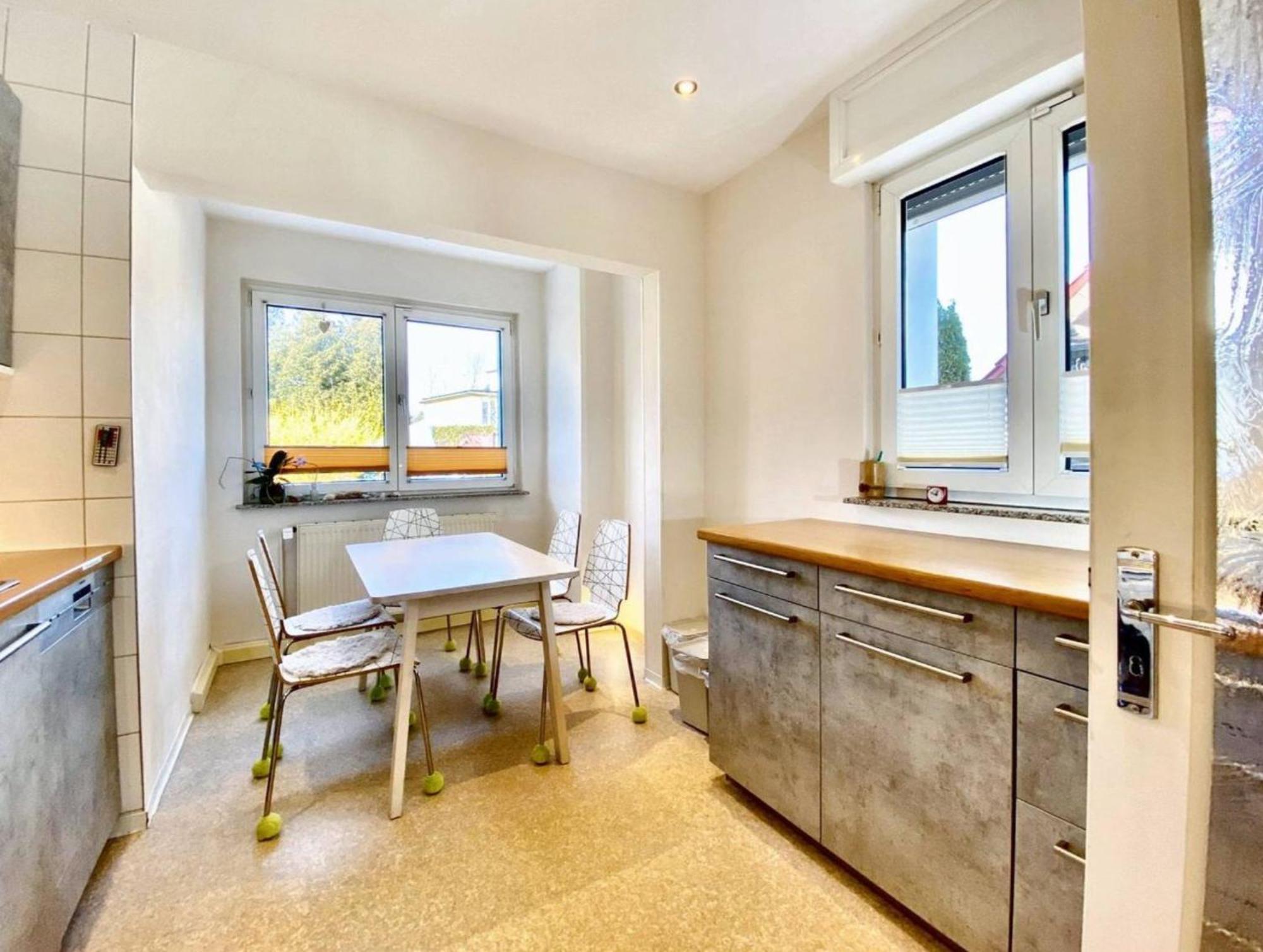 Apartment Avanzato แอร์ฟวร์ท ภายนอก รูปภาพ